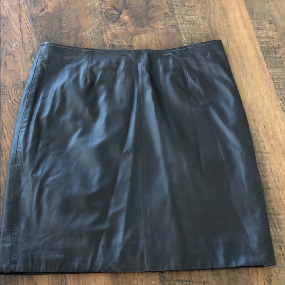 Jones New York leather skirt